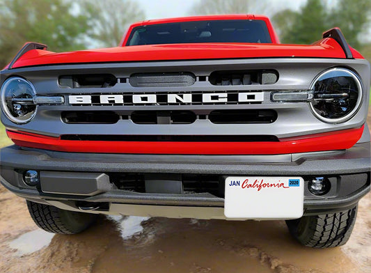 2021-2024 Ford Bronco with plastic bumper WITHOUT parking sensors